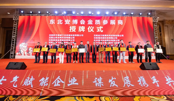 演讲人1000.jpg